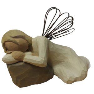 2004 Hand Painted WILLOW TREE Dreaming Angel Figurine #26151 SUSAN LORDI